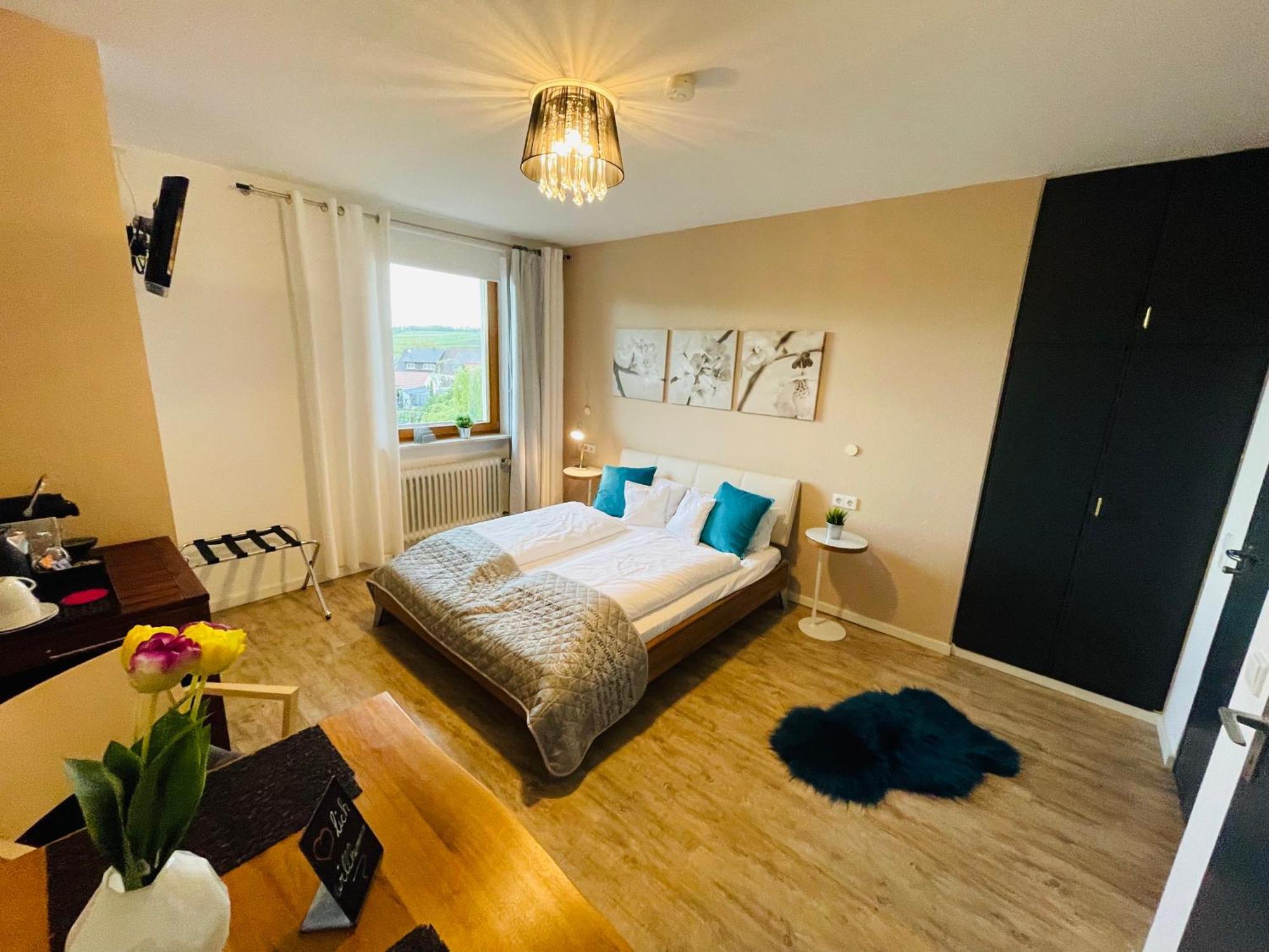 Zum Rayers Cafe-Restaurant & Boutique-Hotel Niederrotweil Quarto foto