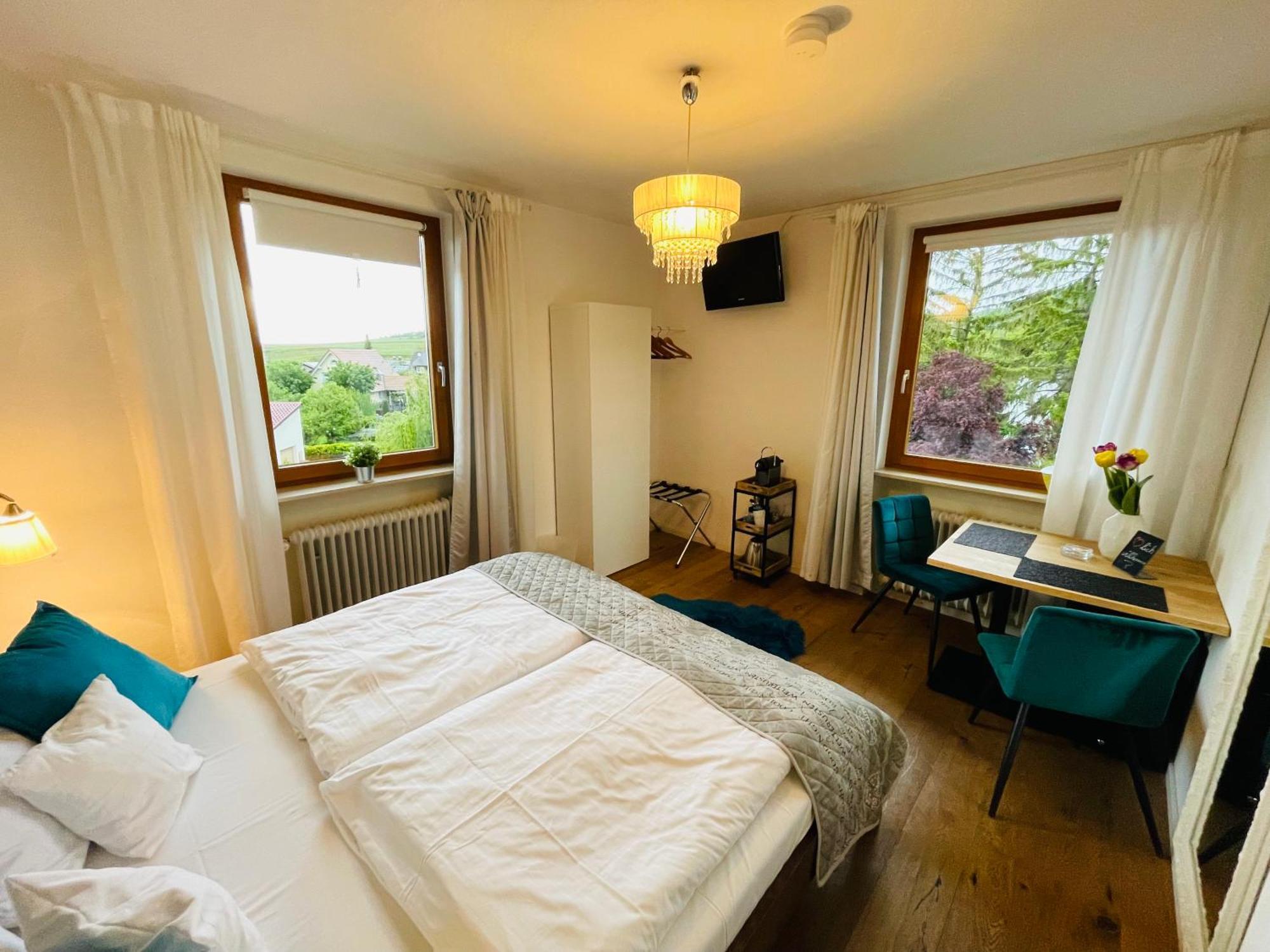 Zum Rayers Cafe-Restaurant & Boutique-Hotel Niederrotweil Quarto foto